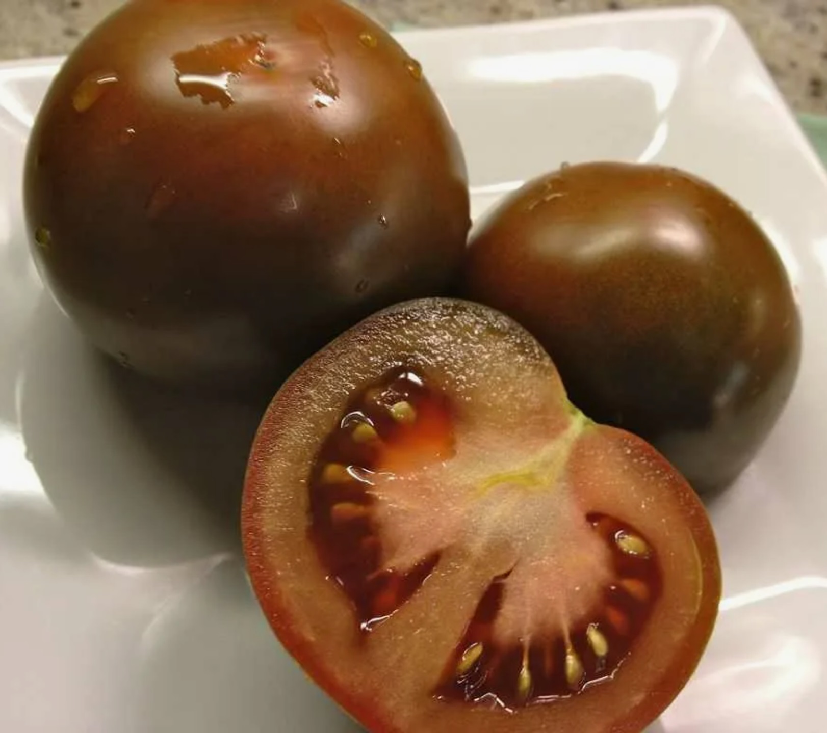 томат Кумато томат Кумато